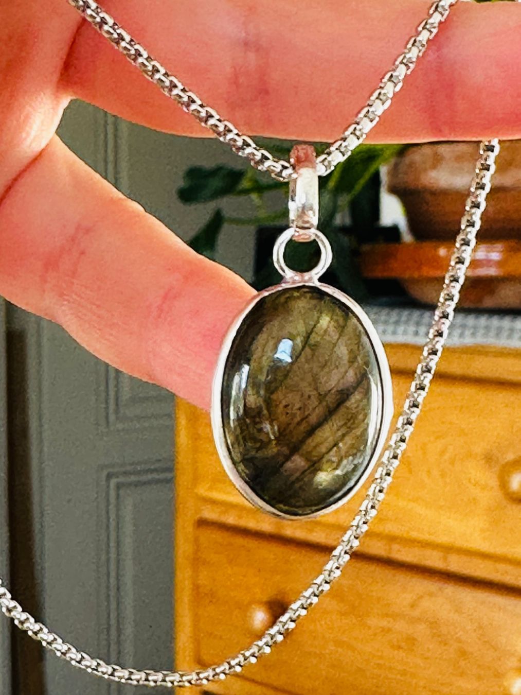 Catenine: Labradorite Gemstone Handmade Jewelry necklace – Nuovo e nell'imballaggio originale da Genève venduto da AGBERG 2