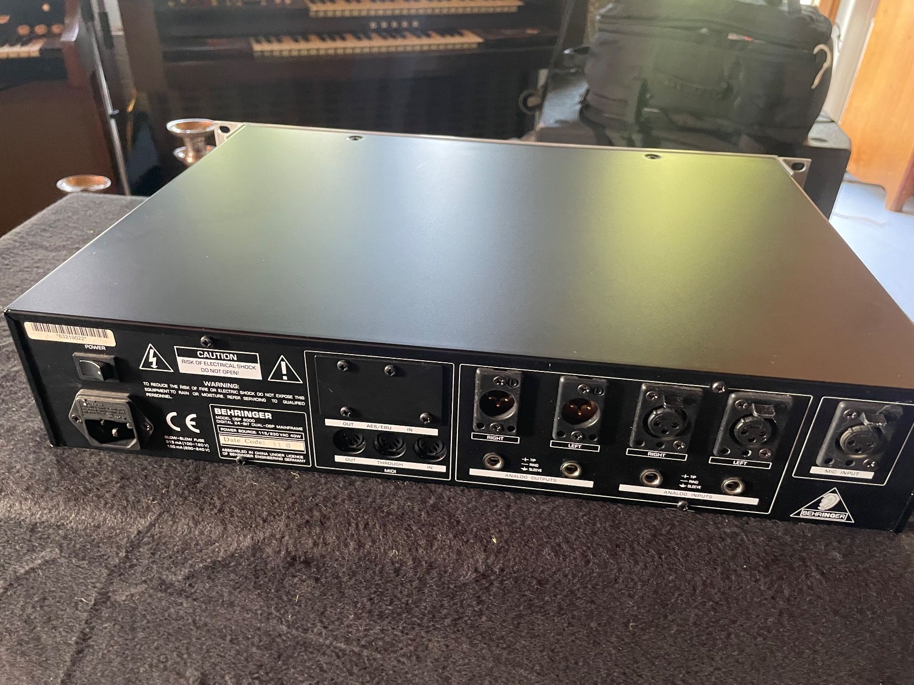 Equalizzatori: Behringer Ultra-Curve DSP Equalizer – Usato da Embrach venduto da xenovolcano 1