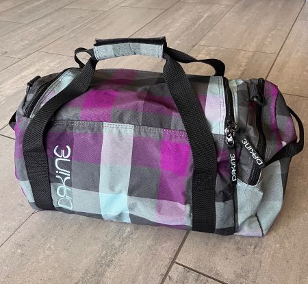 Dakine Sporttasche