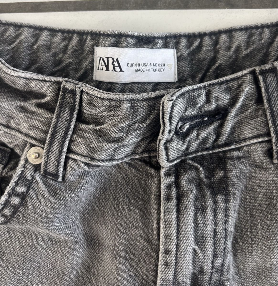 Zara Jeans: Zara jeans 38/Wide leg – Usato da Agno venduto da sim_xf99 2