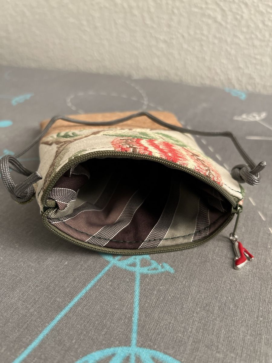 Borse: Handytasche mit Korkboden – Nuovo (secondo la descrizione) da Bottmingen venduto da con_zrf7 1