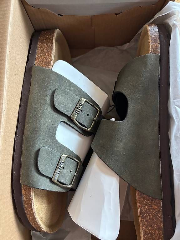 Scarpe da donna: Neue Nou Sandale 39 – Usato da Pfäffikon ZH venduto da skom666 1