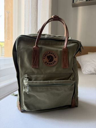 Fjällräven Kånken Rucksack in trendigem Olivegrün