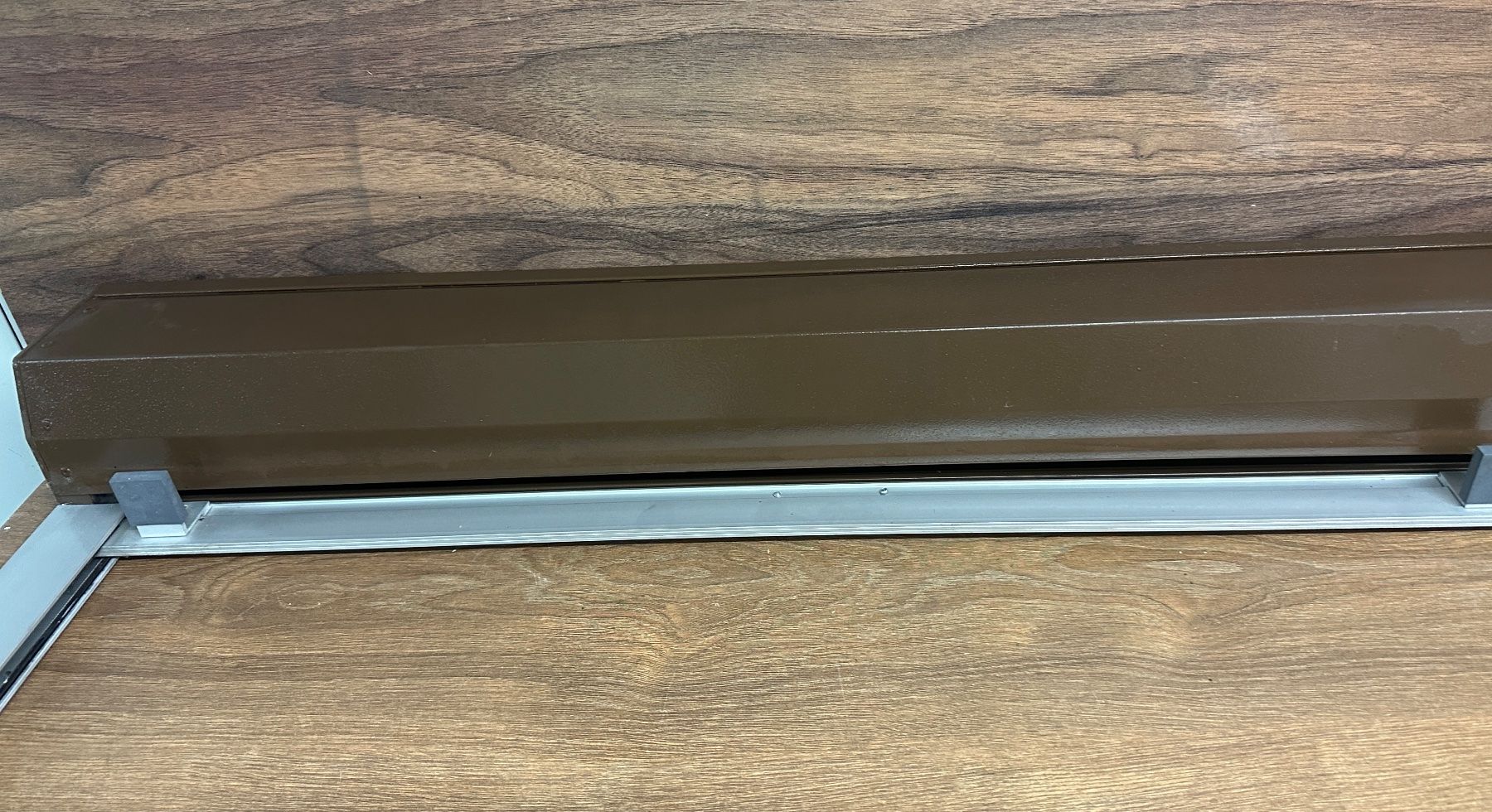 Fensterläden: Rollladen braun, gut erhalten  100 x 105 – Gebraucht aus Nussbaumen AG von olitech5415 1