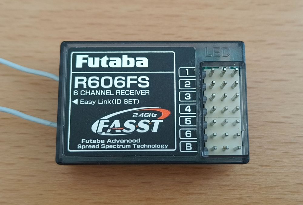FUTABA R606FS receiver 6CH 2.4GHz | Kaufen auf Ricardo