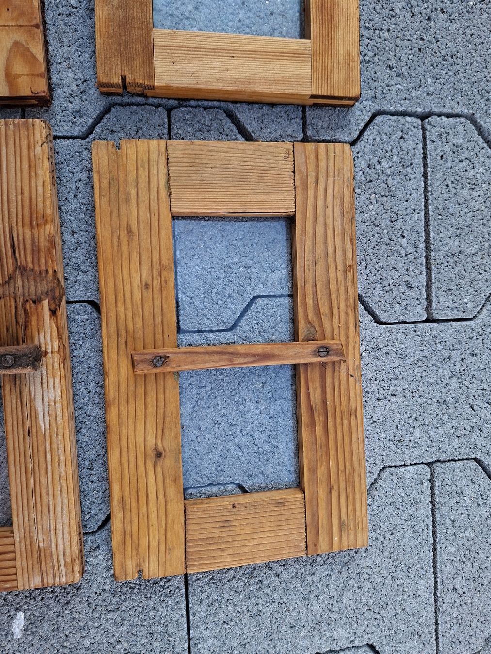 Cornici: antike Holzrahmen mit Glas 18.5 x 30 cm – Usato da Russikon venduto da Eichhalde 1