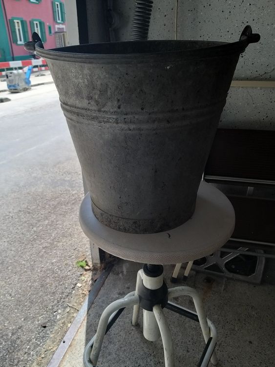 Petite Lessiveuse En Tole Galvanisée. Nogent-sur-Loir 72500
