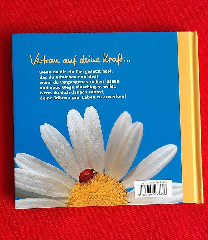 Libri: Schönes Geschenkbuch "Vertrau auf deine Kraft" – Nuovo (secondo la descrizione) da Giswil venduto da aethra 1