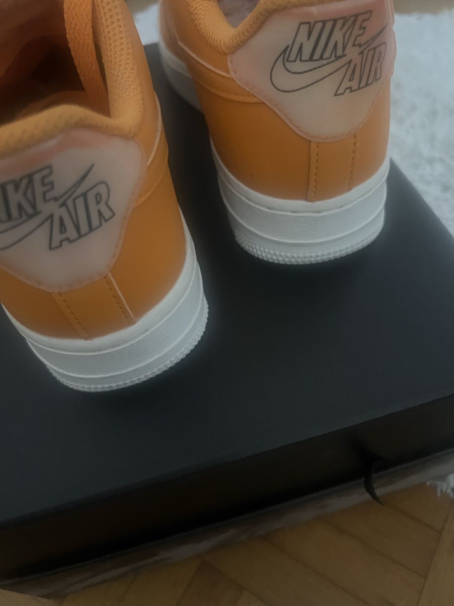 Nike Scarpe da uomo: Air Force Orange  – Nuovo (secondo la descrizione) da Moudon venduto da cin_6rxj 1
