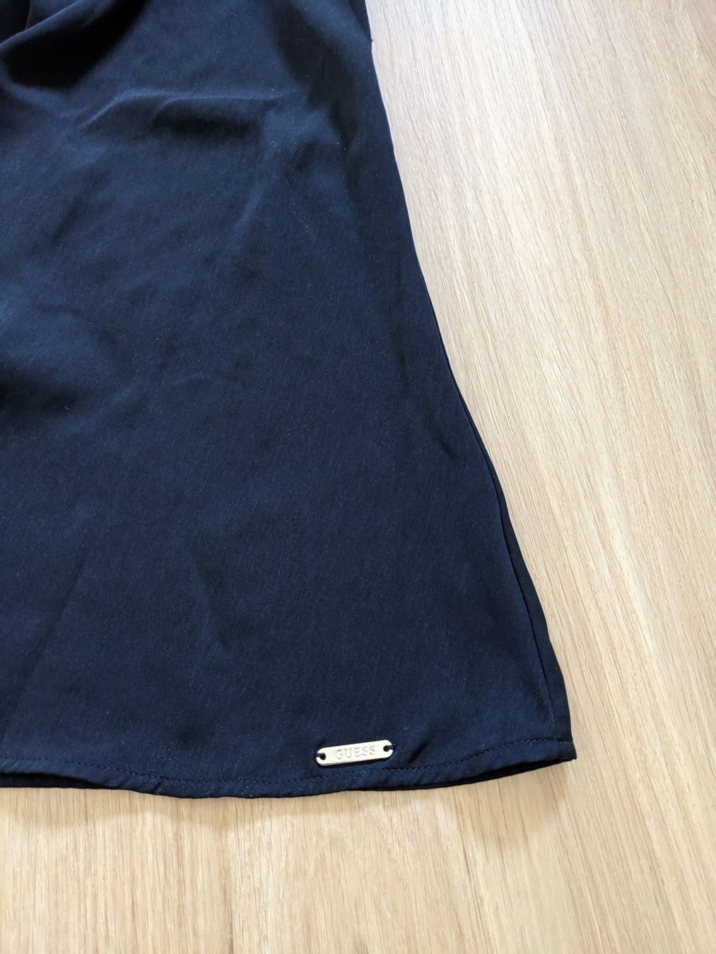 Guess Top: Guess Spitzentop XS – Usato da Lengnau AG venduto da Nathi88 4