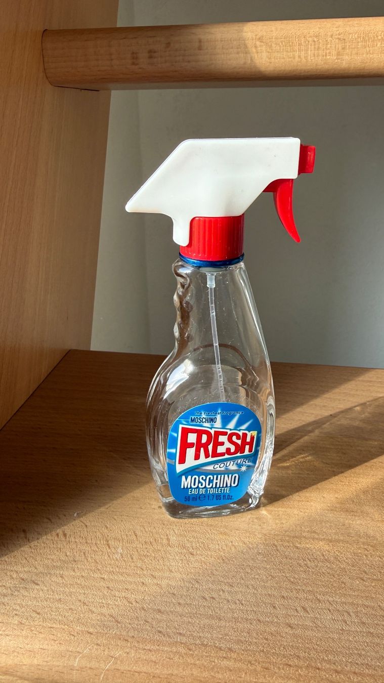Moschino Flaconi: Fresh Couture Moschino - Flacon 50 ml vide – Usato da Yverdon-les-Bains venduto da _sabrinah_