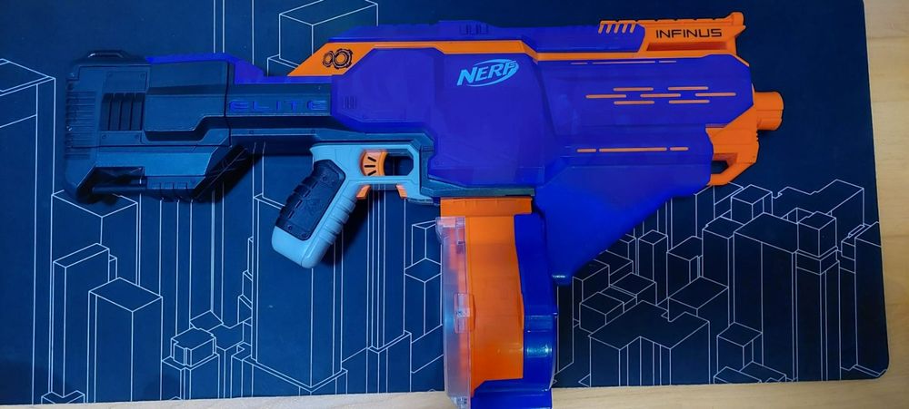 Nerf N-Strike Elite Infinus (Gebraucht) in Lyss für CHF 15 – nur ...