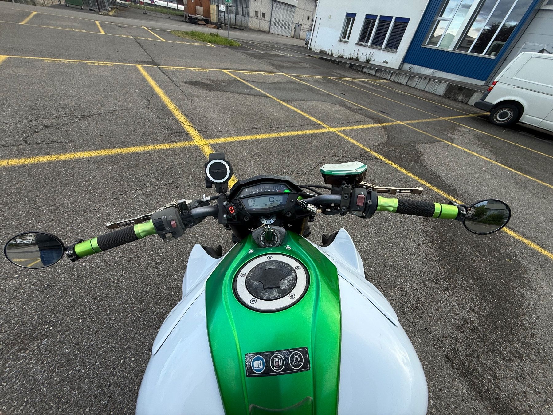 Kawasaki Strada: Kawasaki Z1000 2016 9655km – Usato da Rupperswil venduto da GT_86 2