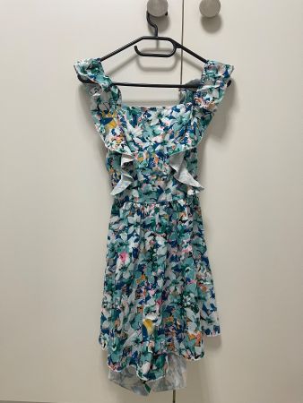 Sommerliches Blumenjumpsuit mit Rüschen, Grösse 36/S
