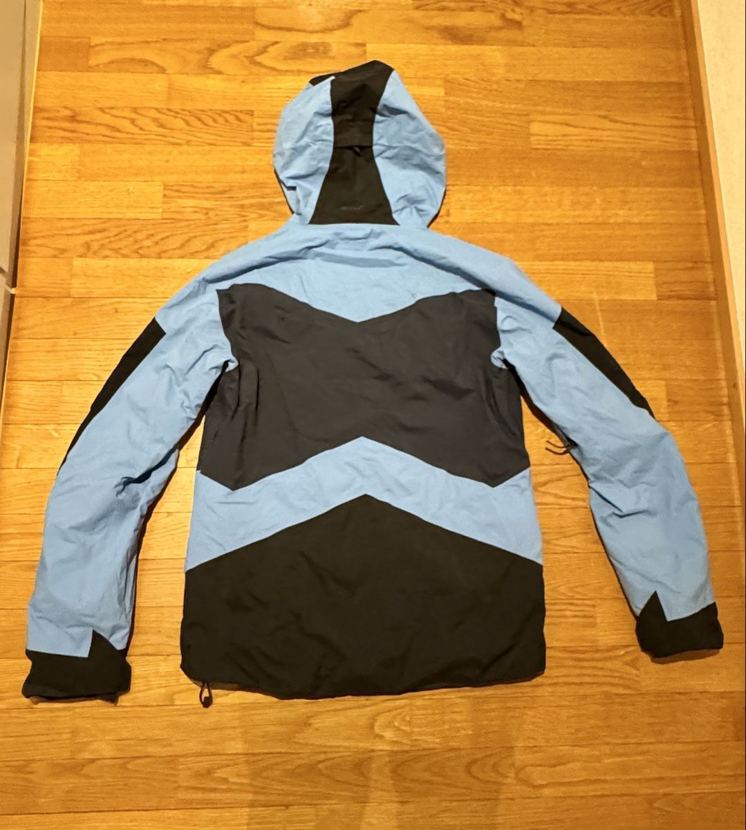 Peak Performance Jacken: Peak Performance Skijacke hellblau schwarz Grösse M – Gebraucht aus Luzern von Seimen31 3
