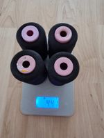 4 Spulen  Schwarz Overlokgarn 441gr.