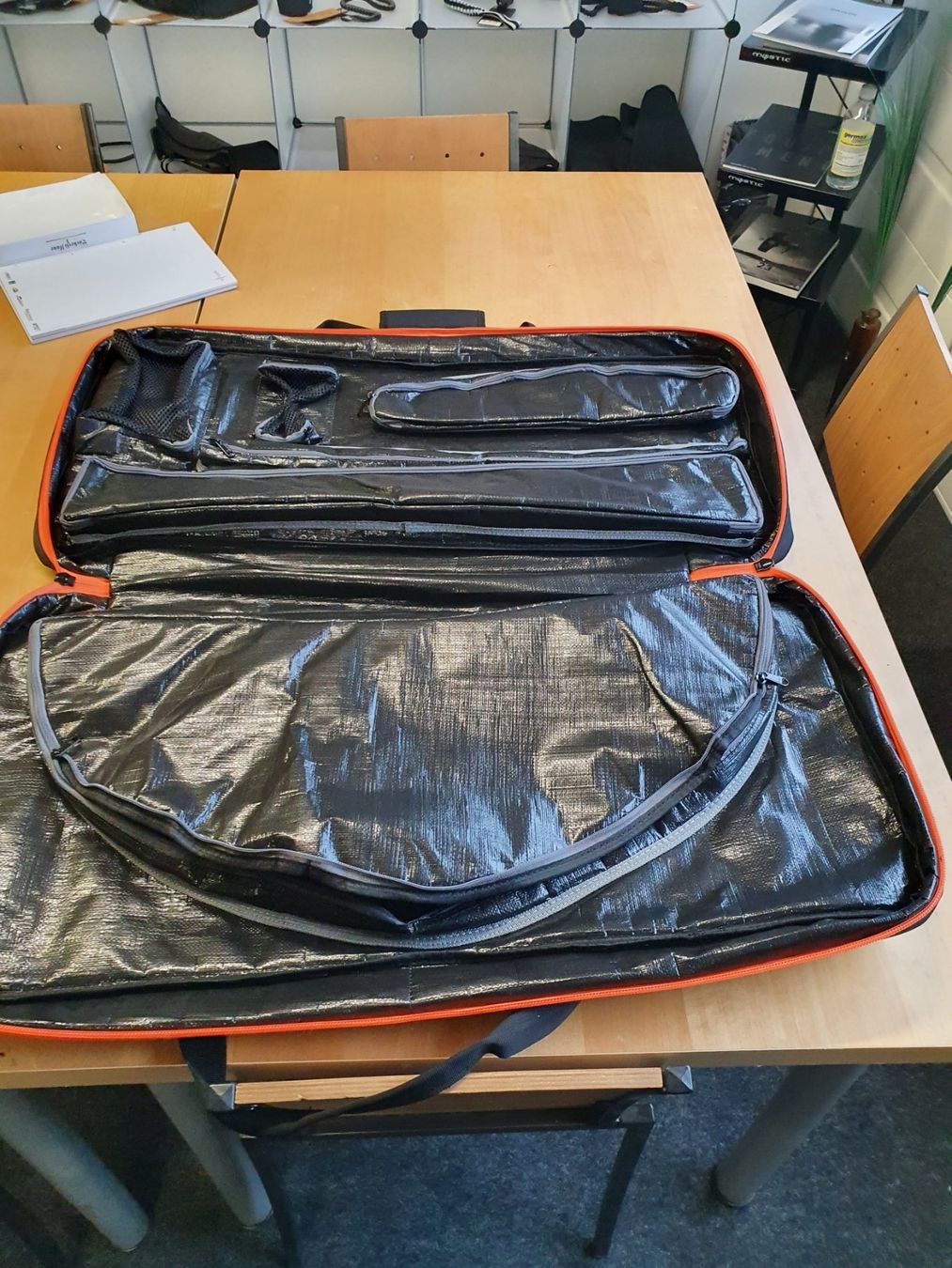 Planches de surf: Foil Tasche Hover Glide Foil Case Fsup – Neuf avec emballage d'origine à Silvaplana par Swisskitesurf 2