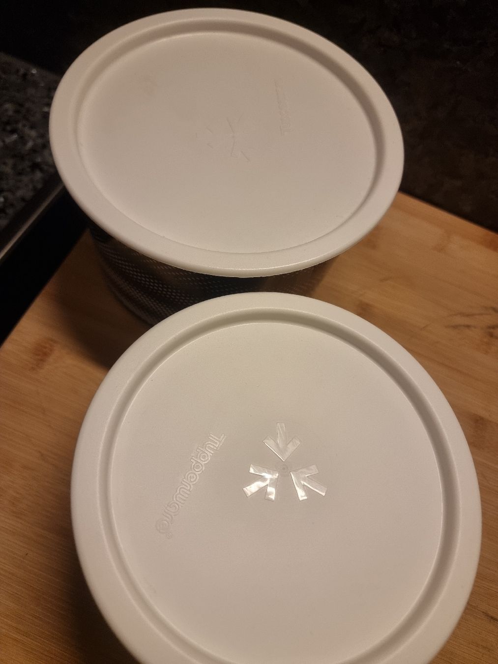 Tupperware Contenitori & Simili: Behälter Tupperware  – Usato da Niederönz venduto da steinmann04 5