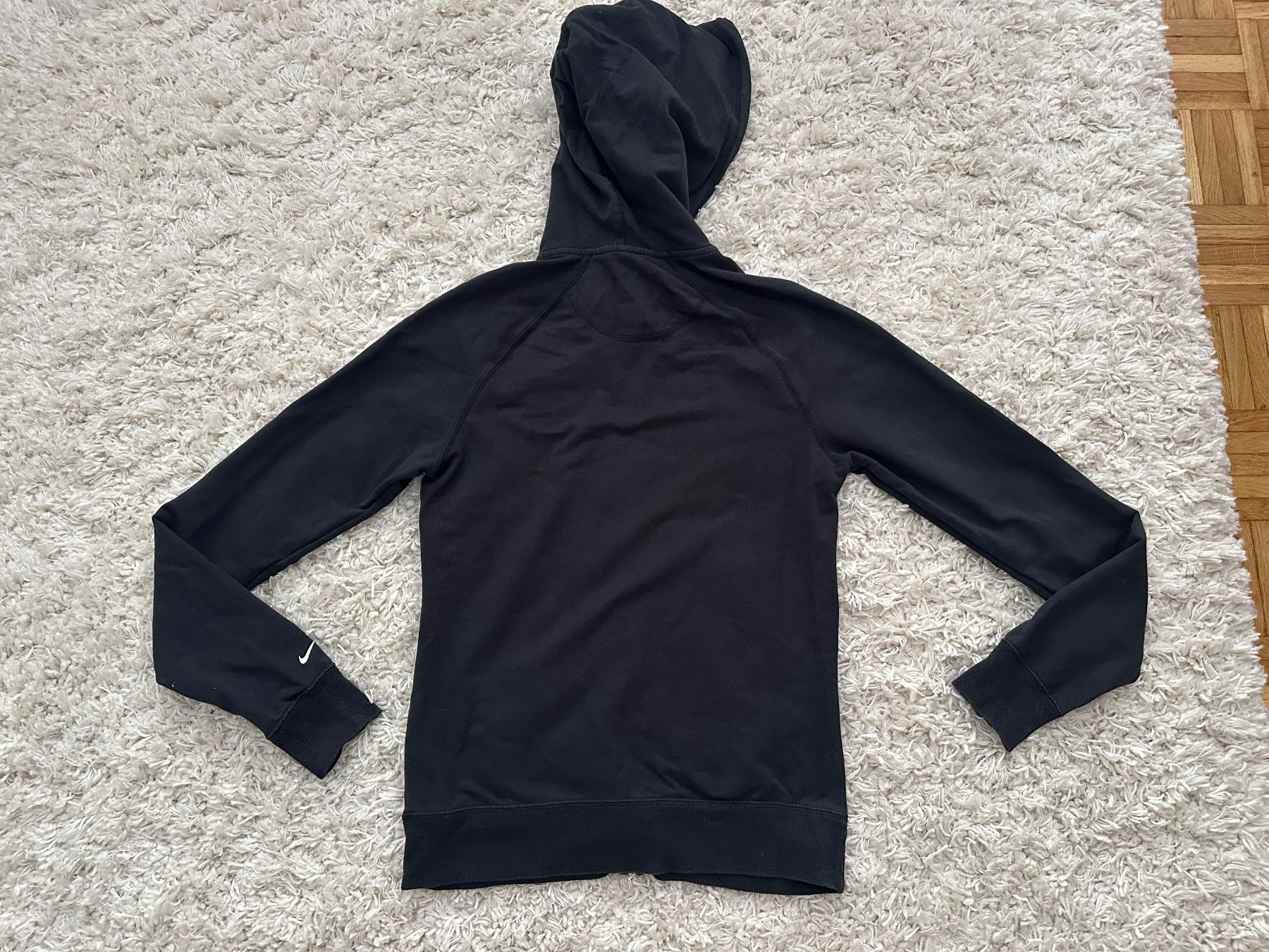 Nike Pullover & Sweatshirts: Nike Pullover Gr.M – Gebraucht aus Bern von BrandVilla 1