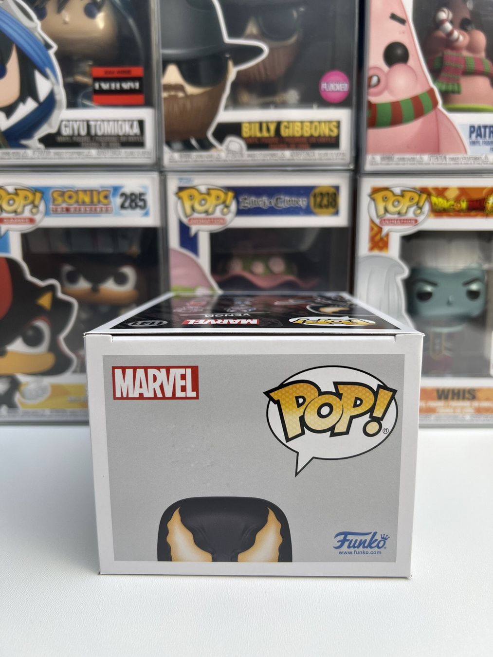Funko Figuren: Funko POP! Venom with Mjolnir and Sword Edition Limitée – Neu und originalverpackt aus Le Mouret von perfectbijou 4