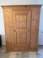 Eintüriger Bauernschrank aus Tannenholz - gut erhalten