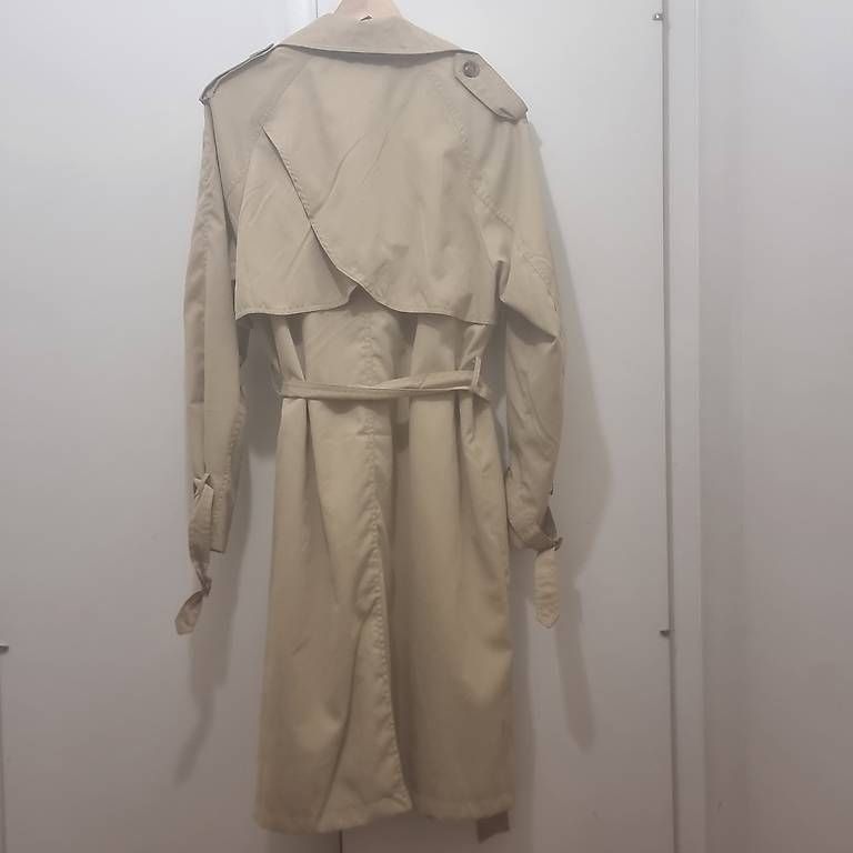 Mäntel: Beiger Trenchcoat mit Gürtel Gr. L – Gebraucht aus Bern von DiLara2000 1