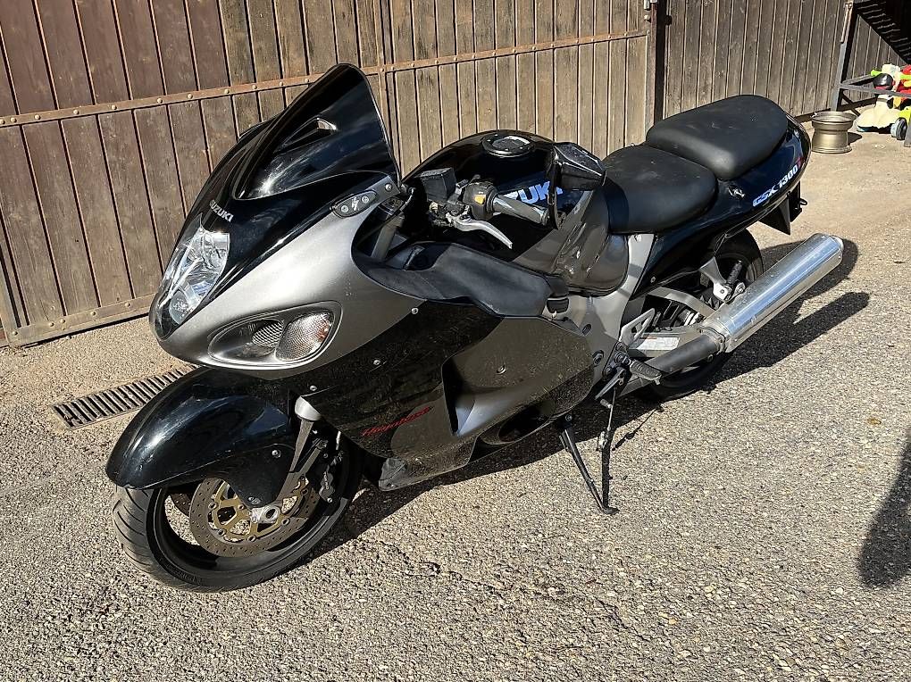 Suzuki Strada: Suzuki Hayabusa sans moteur – Usato da Tavannes venduto da gazgaz07 2