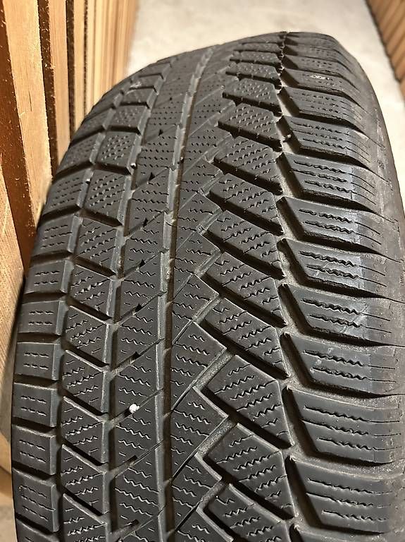 Pneus & Roues: Pneus d'hiver  – D'occasion à Clarens par sai_y2nf 3