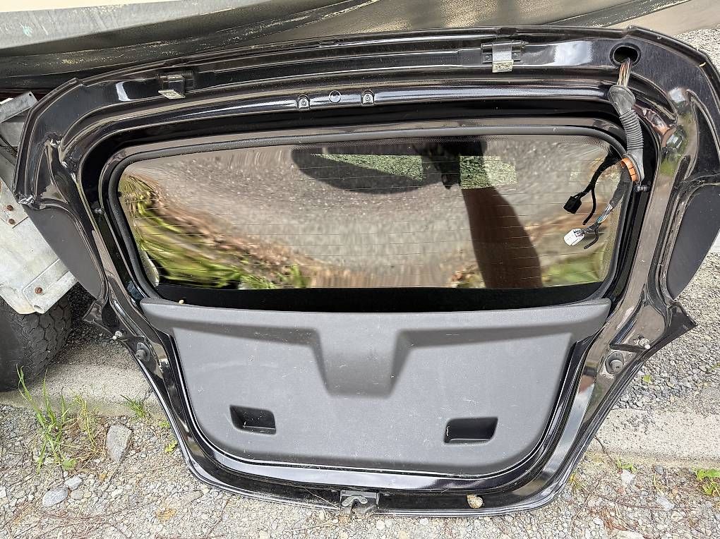 Tutti pezzi di ricambio auto: Opel Astra    Hecktüre / Heckklappe   – Usato da Udligenswil venduto da Sch2s 3