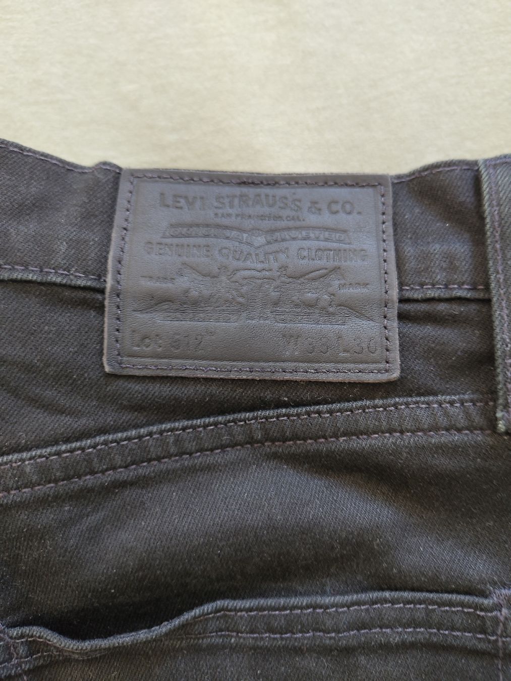 Levi's Jeans: Schwarze Levi's Jeans Grösse 33/30 – Usato da Bern venduto da kt13 3