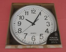 Wanduhr - 35cm - Silber - Neu - Home Deco Factory