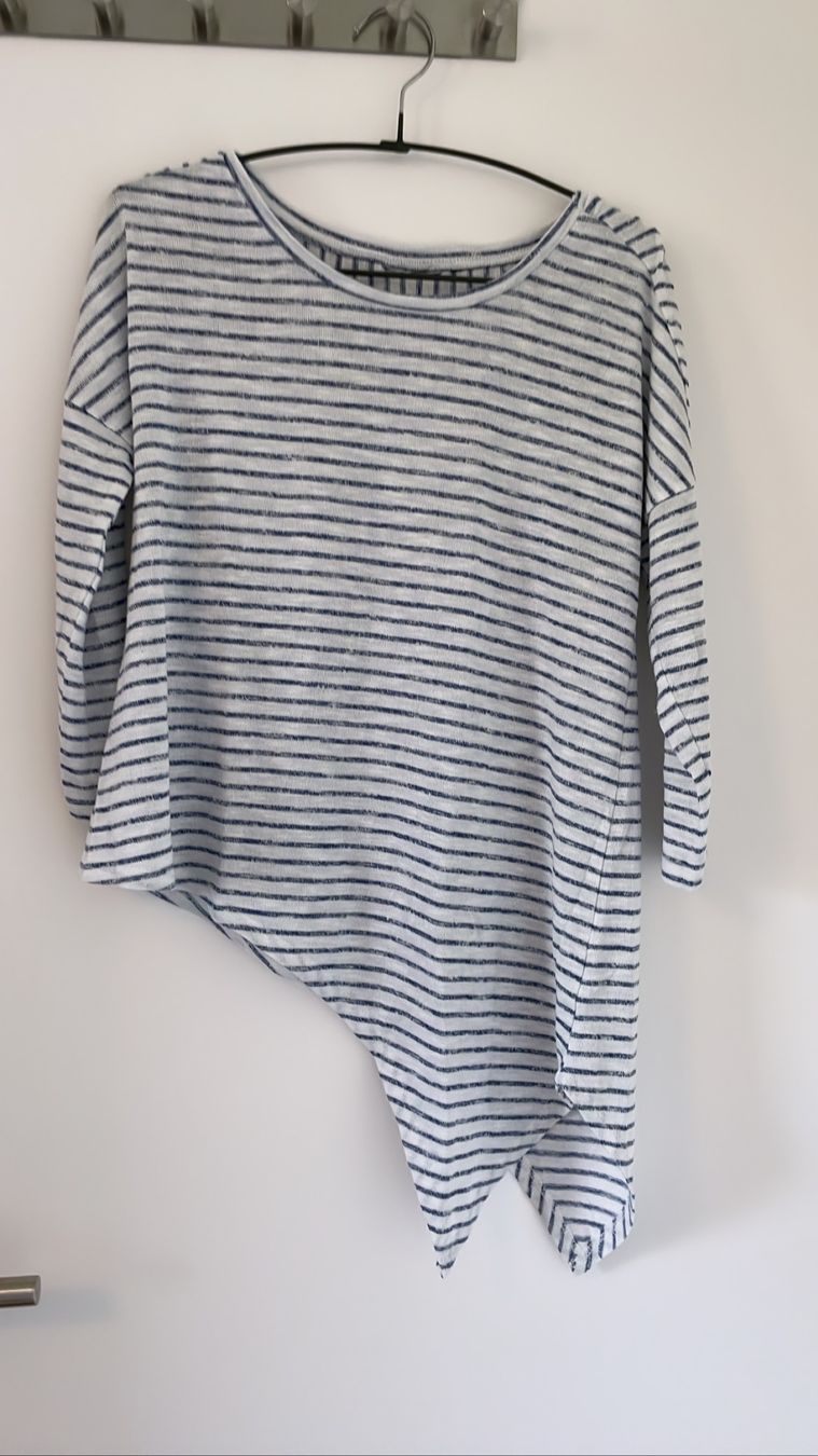 Pullover & Sweatshirts: Asymmetrischer Pullover weiss/blau Gr. S – Neu (gemäss Beschreibung) aus Lyss von Cla_xhb8