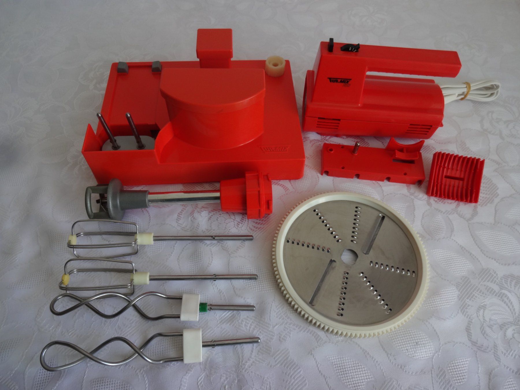 Turmix Elettrodomestici da cucina: **TURMIX Compacta 150** Handmixer mit Raffelgerät – Usato da Frauenfeld venduto da Reyy58