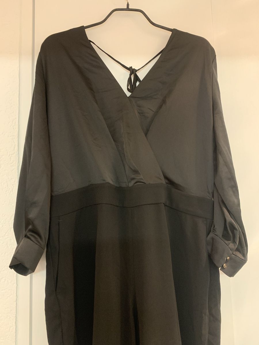 H&M Tute: Jumpsuit H&M; schwarz/ Satin, Grösse 46 – Usato da Rikon im Tösstal venduto da miarosen 8