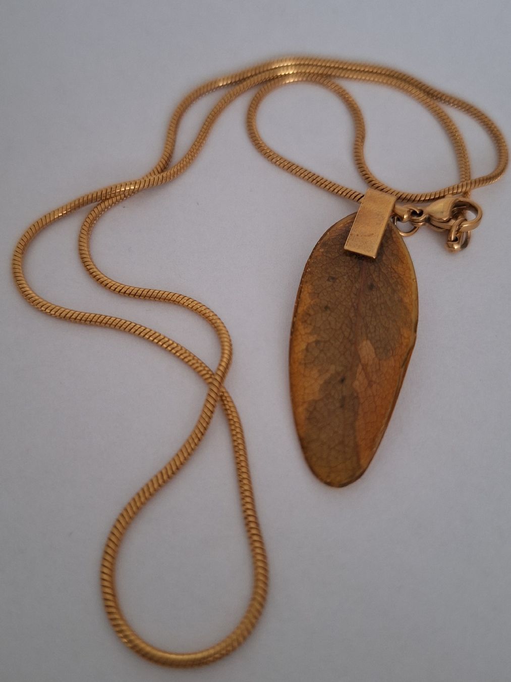 Ketten: Antikes Blatt Collier – Gebraucht aus Kerzers von ExpressoTerreno