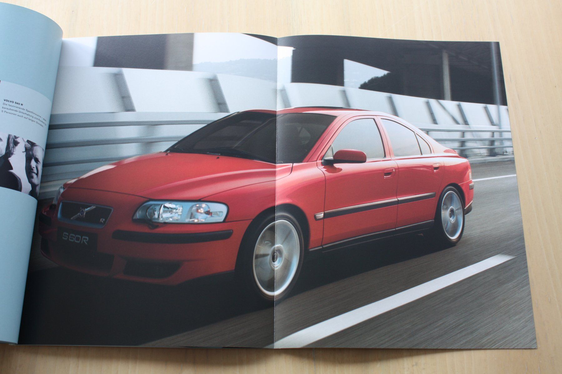 Volvo Documenti: Volvo S60R & V70R CH-Prospekt 2005 – Usato da Wikon venduto da erwin400 3