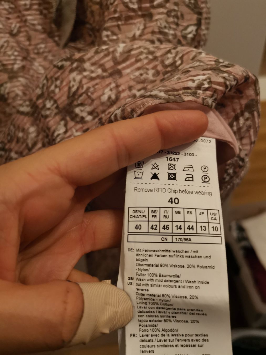 Gerry Weber Vestiti: Kleid / Gerry Weber / 40 / Rosé – Usato da Hergiswil NW venduto da Angfri 3