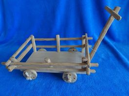 Leiterwagen Naturholz. Für Jubiläumsgeschen