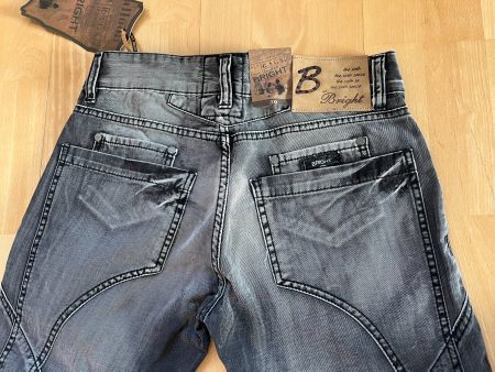 BRIGHT Herren Jeans in Gr. W30/L34, NEU