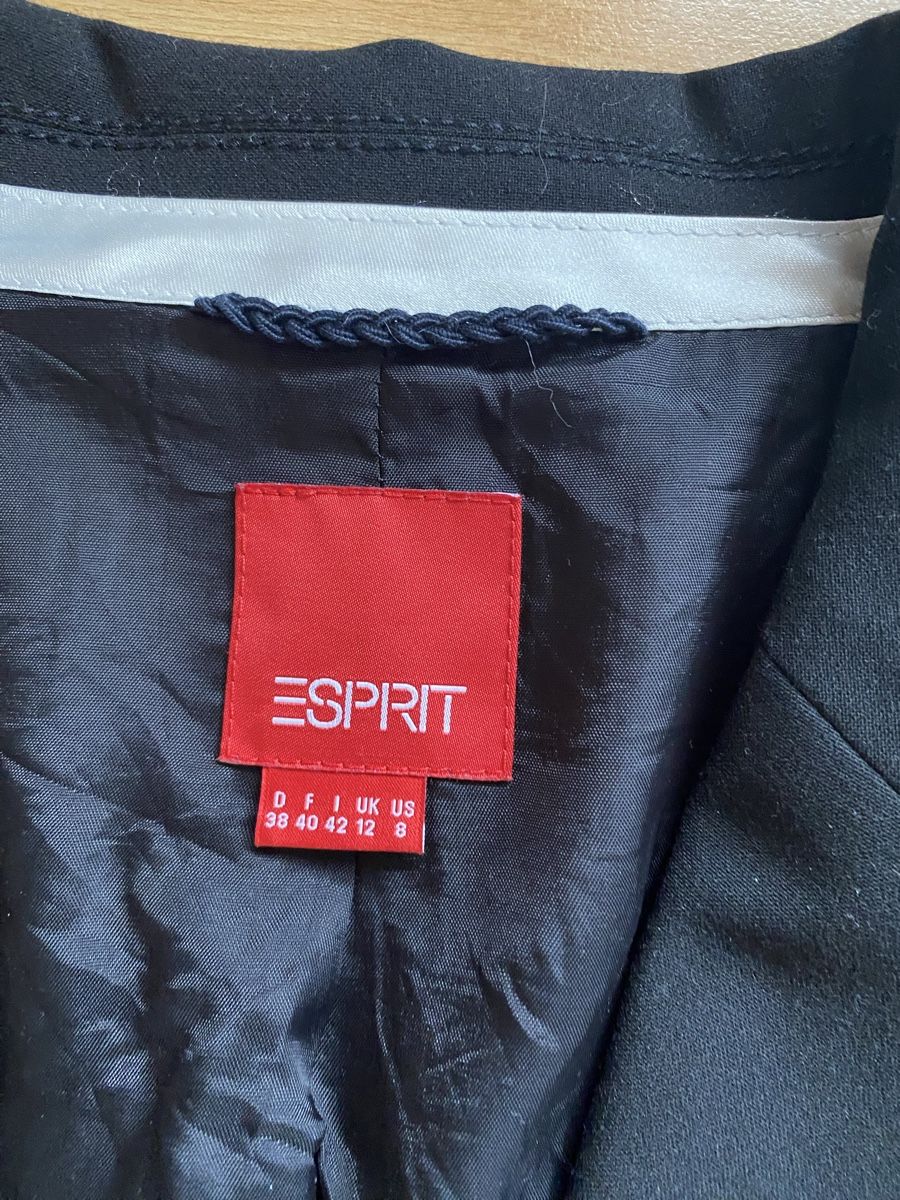 Esprit Giacche: Schicker Esprit Blazer, Grösse 38, zeitlos elegant! – Usato da Adelboden venduto da lar_8mbg 2