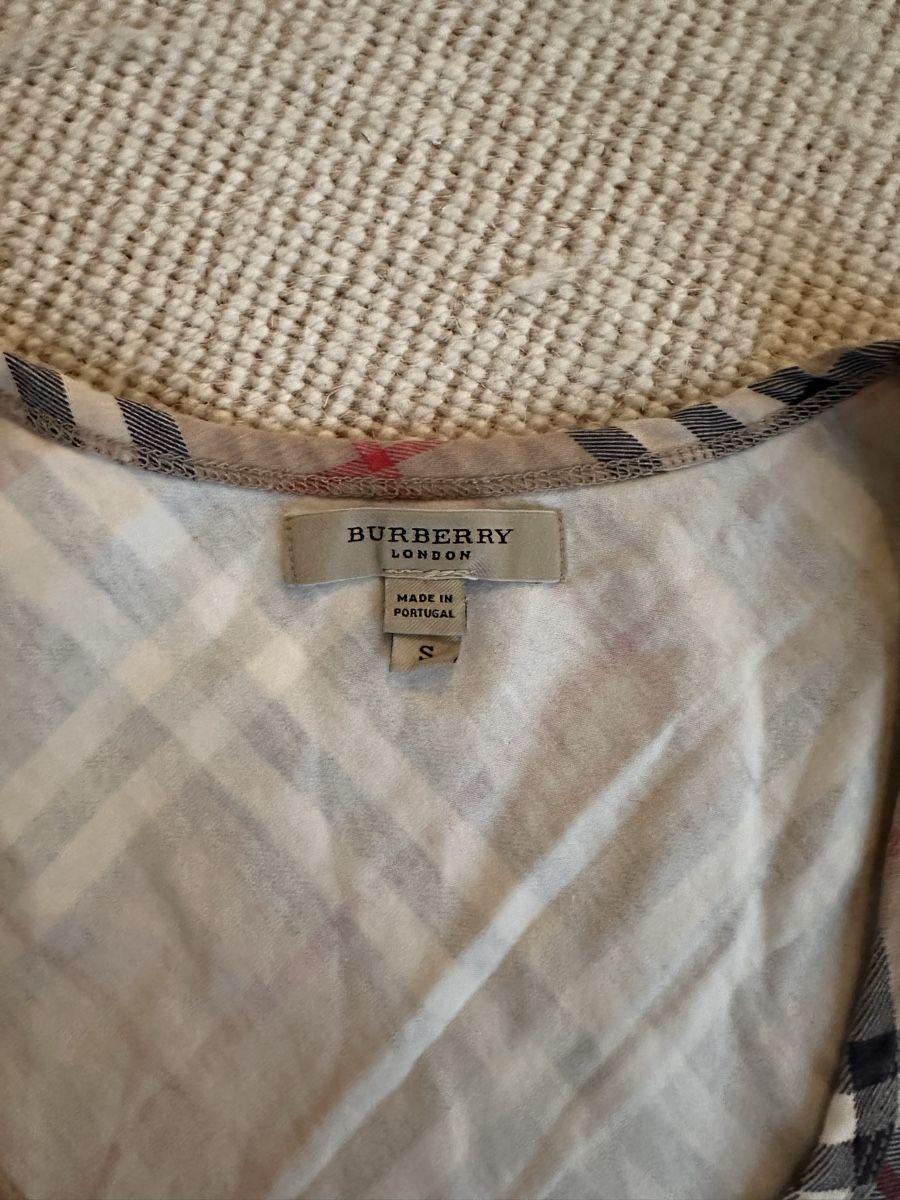 Burberry Top: Burrberry Top – Usato da Bern venduto da Simona24 1
