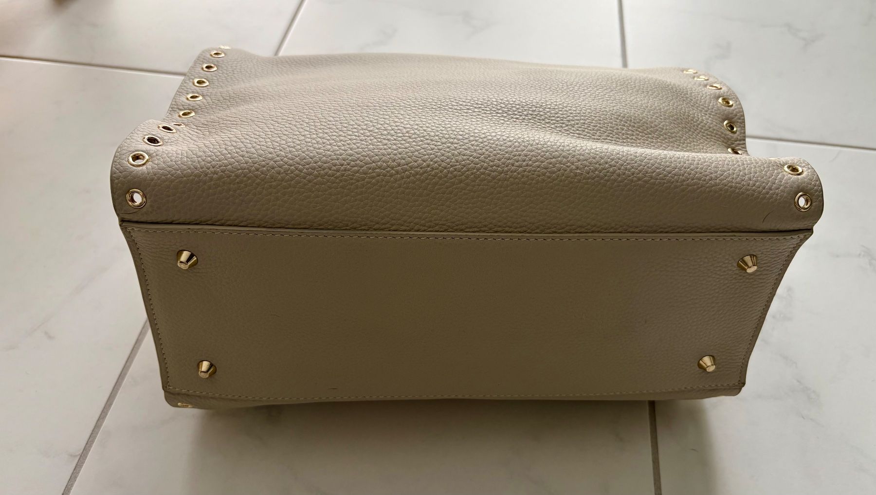 Tosca Blu Borse da donna: Tosca Blu Lederhandtasche in hellem Beige – Usato da Geroldswil venduto da and_jfm2 3