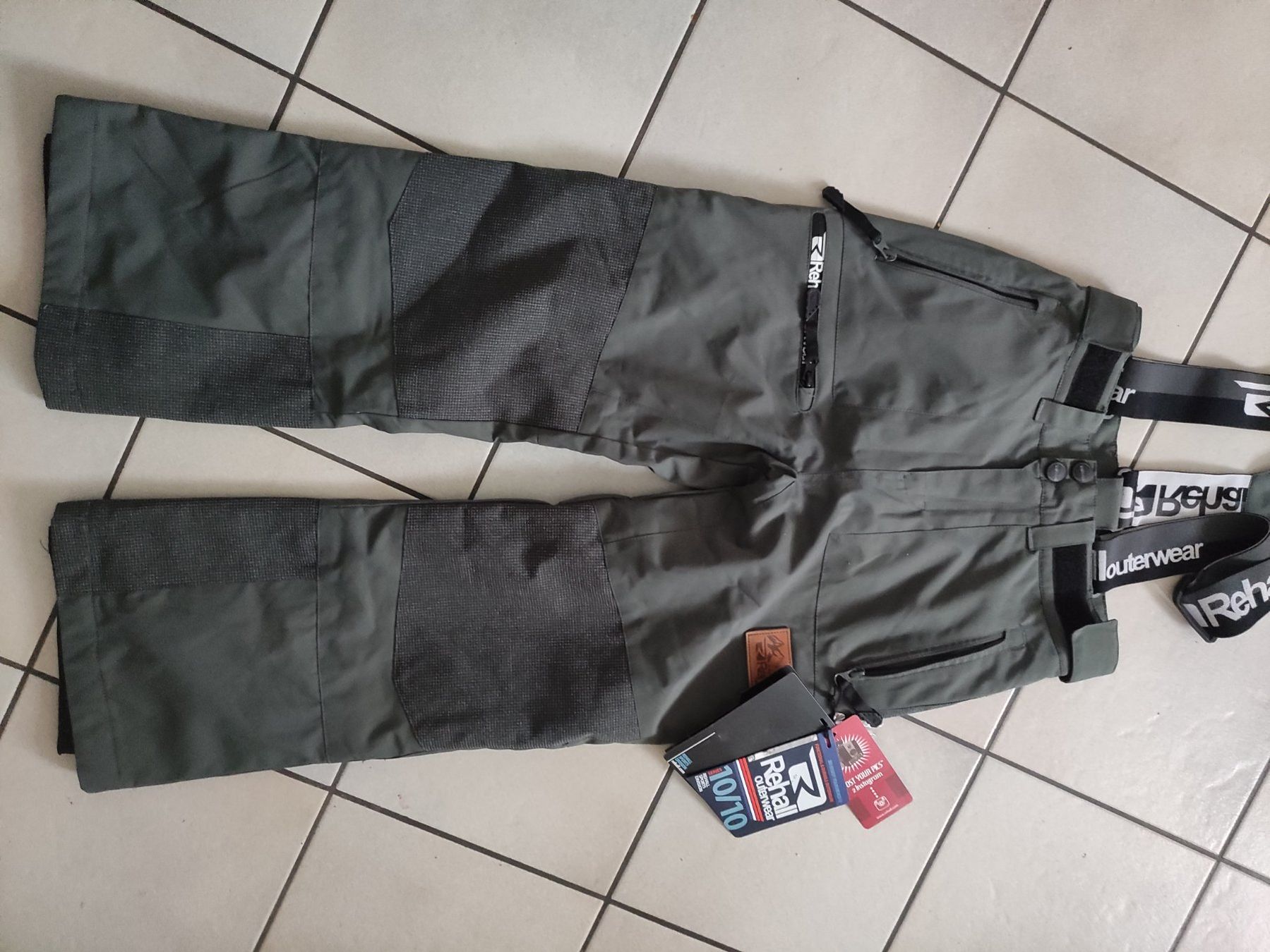 Pantaloni: Neu Skihose Rehall gr 140 – Nuovo e nell'imballaggio originale da Dagmersellen venduto da L.Ga. 3