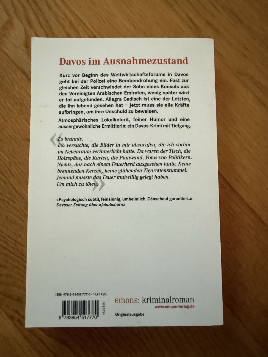 Libri: Davos: Bärentritt von Silvia Götschi – Nuovo (secondo la descrizione) da Lustmühle venduto da lau_c8jt 1