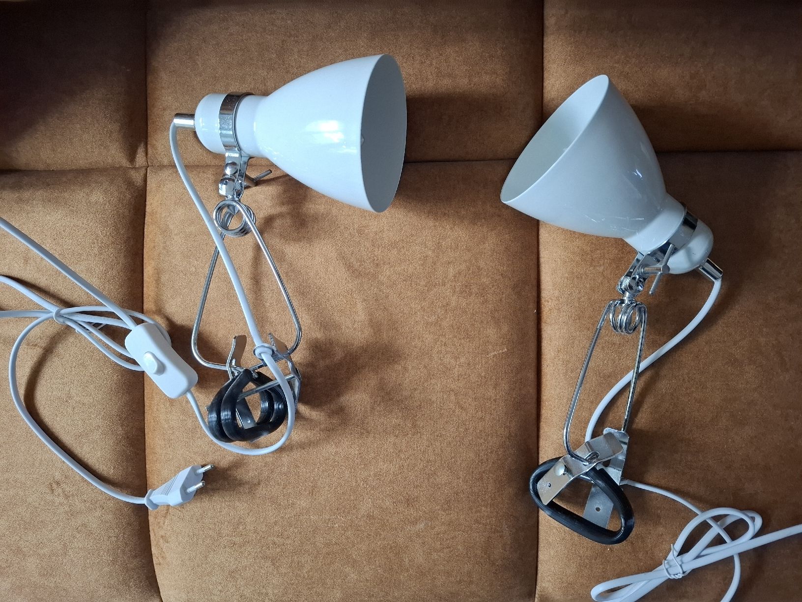 Lampade: Zwei Lampen zum anklemmen – Nuovo (secondo la descrizione) da Zürich venduto da kla_2lc6