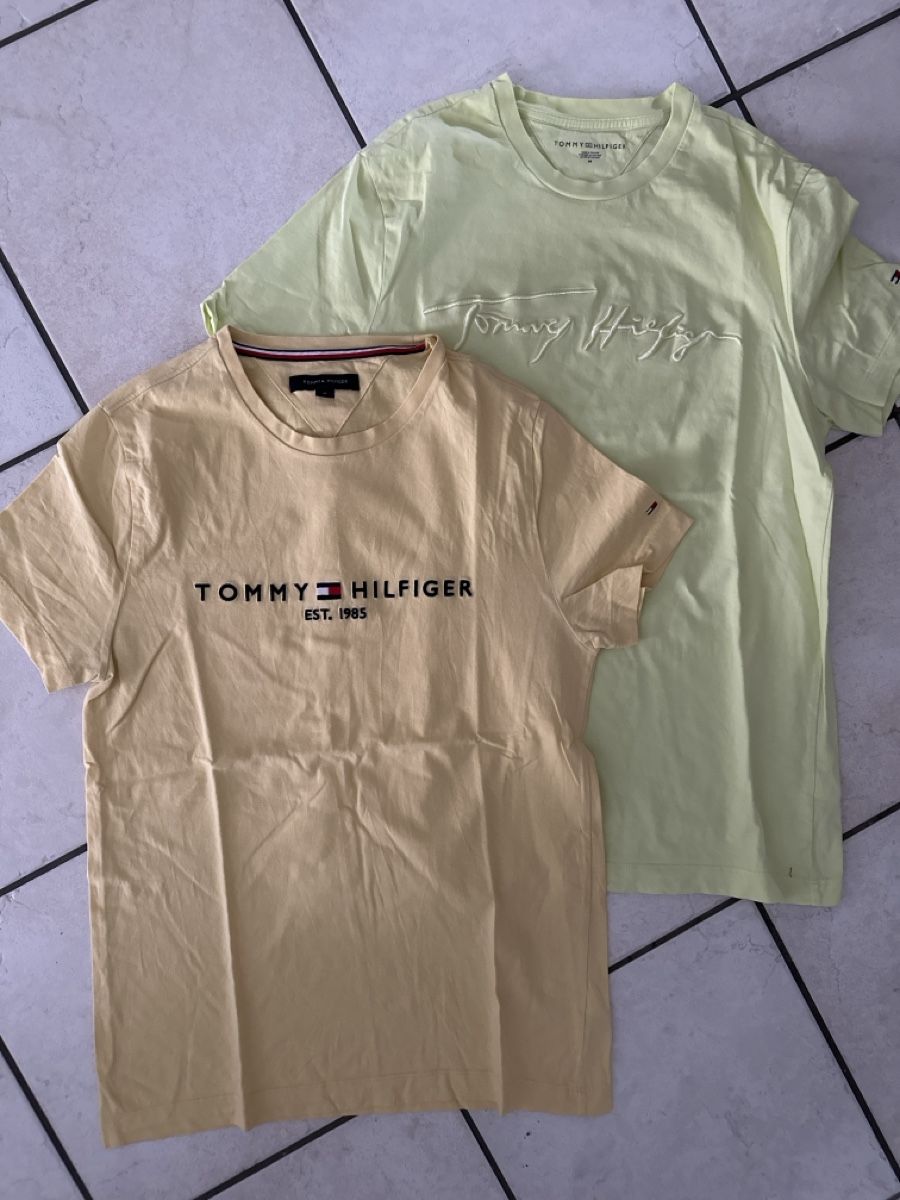 Tommy Hilfiger T-shirt: Tommy Hilfiger T-Shirts for Men – Usato da Davos Platz venduto da Anakonda1 2