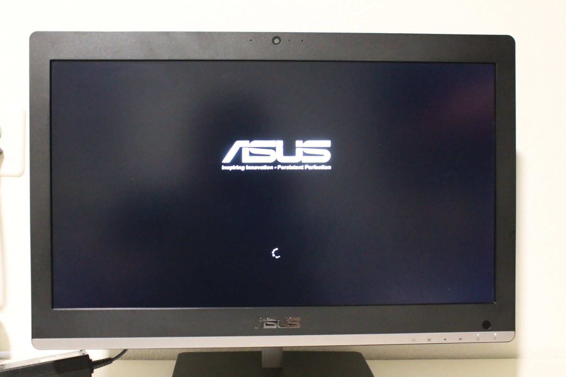 Asus PC: Asus 21,5" Full HD All-In-One-Computer – Usato da Basel venduto da David25 4