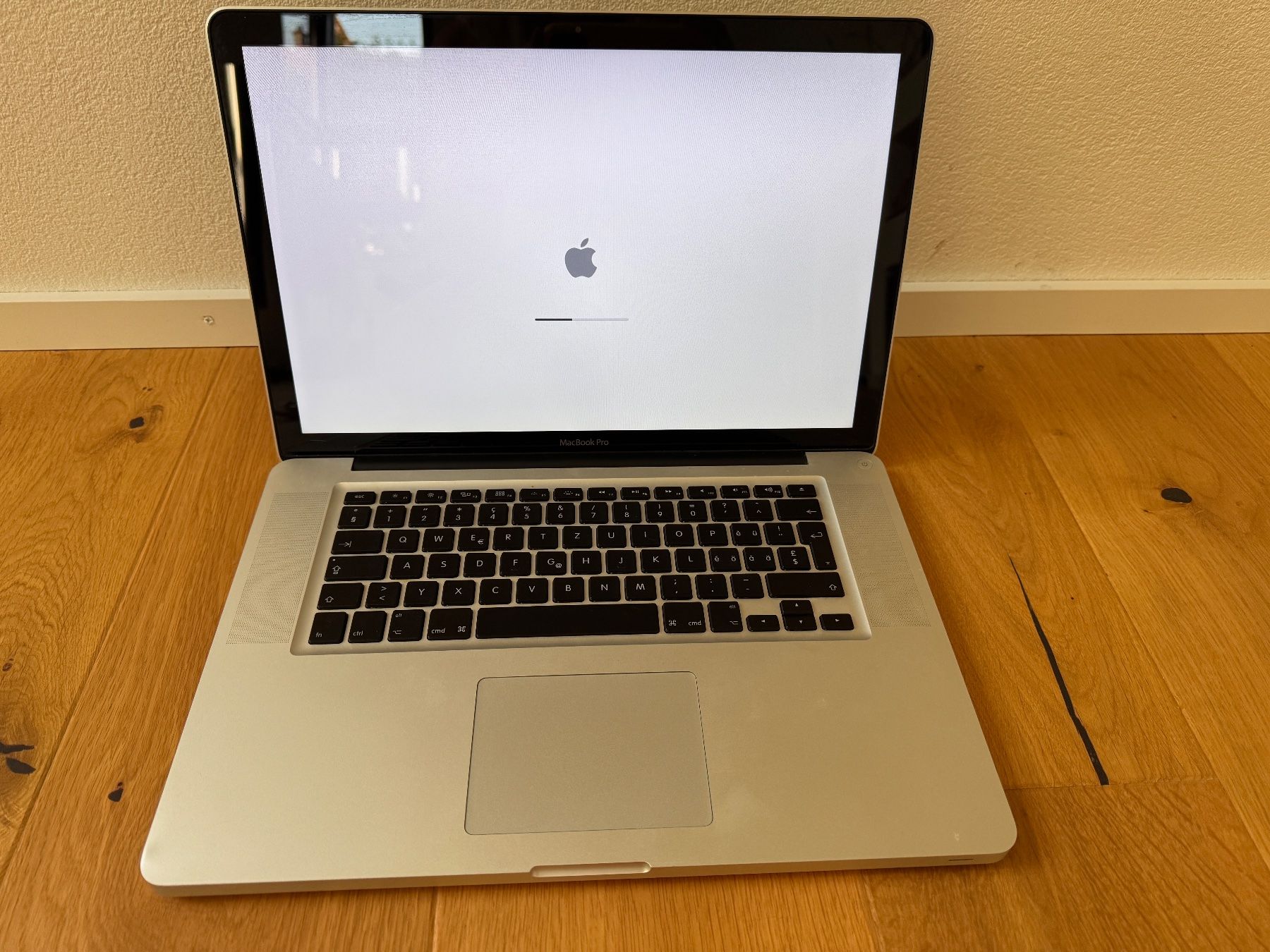 Apple Notebook: MacBook Pro 15 Zoll 2011 | A1286 – Usato da St. Gallen venduto da Jael0123