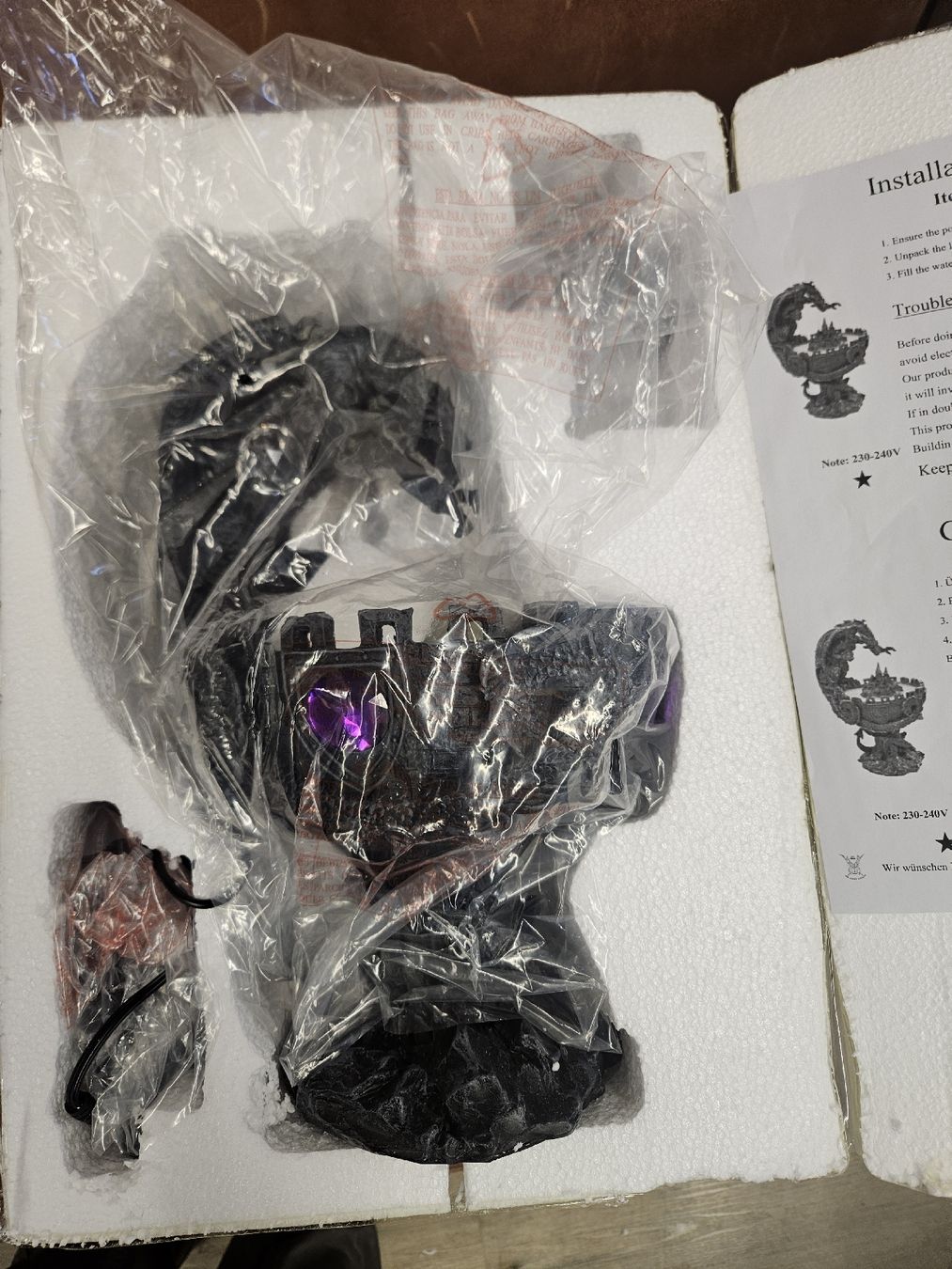 Statuette: Schwarzer Drache mit Leuchtbrunnen Original Verpackt – Nuovo e nell'imballaggio originale da Dielsdorf venduto da Kenan997 1