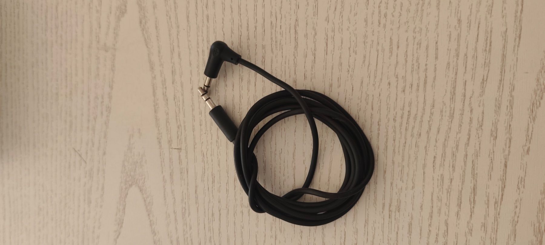 Cavi: Câble jack 3.5mm coudé à droit – Usato da Aigle venduto da Dadavd